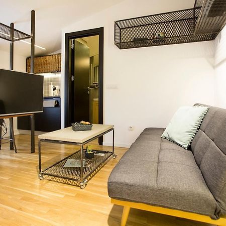 Atomic 2 Apartment Belgrade Exterior photo
